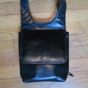 Leather Streamline Crossbody w creditcard wallet